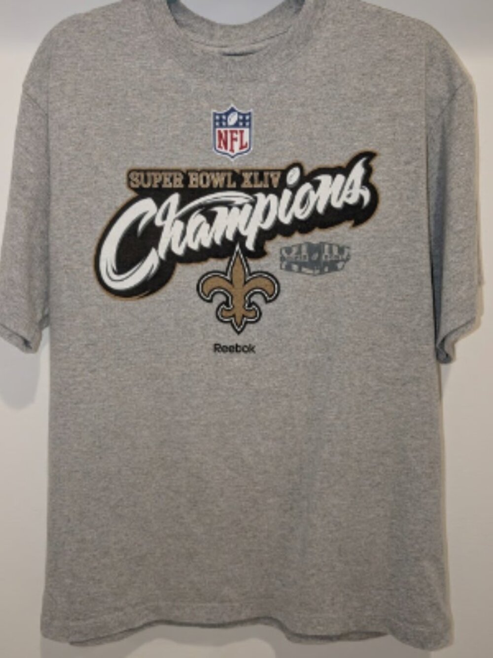 NWOT Saints 2010 Super Bowl Champion Reebok T-shirt Size Large